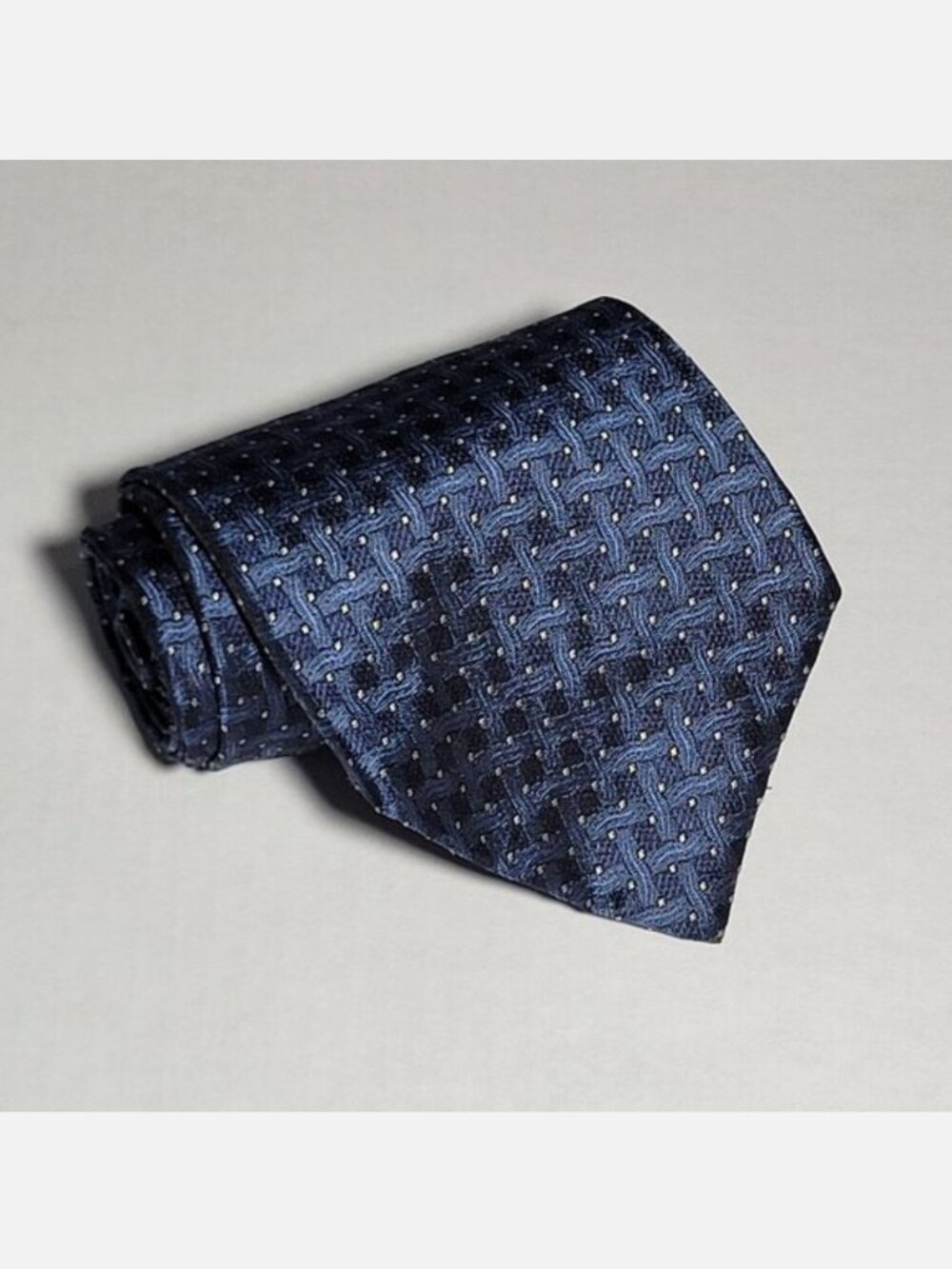 Aquascutum of London Blue Necktie Square Pattern 100% Silk